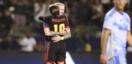 marco-reus,-estreia-dos-sonhos:-gol-e-assistencia-para-riqui-puig
