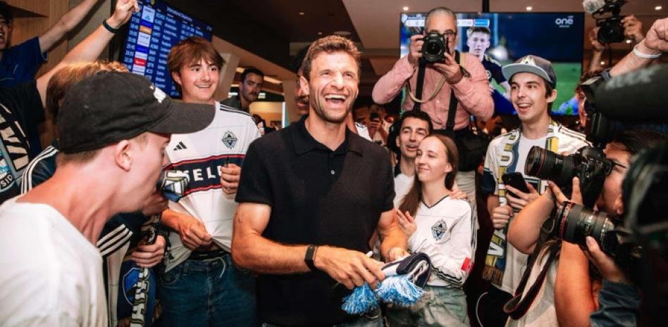 a-boas-vindas-inesperadas-que-surpreendeu-thomas-muller-em-vancouver