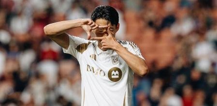 llegar-y-besar-el-santo:-¡primer-hat-trick-de-son-con-el-los-angeles-fc!