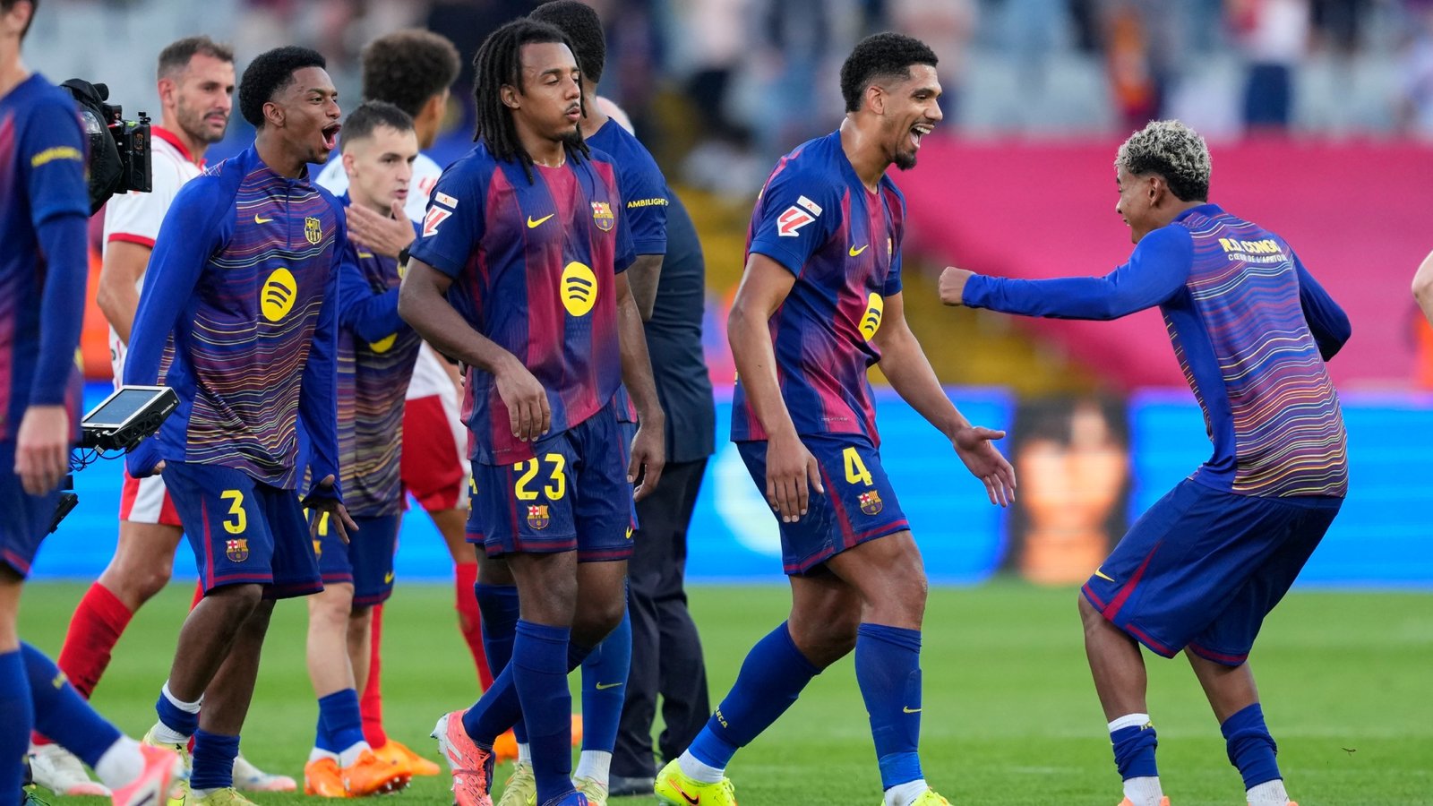 con-esta-obra-de-arte-messi-completo-su-hat-trick