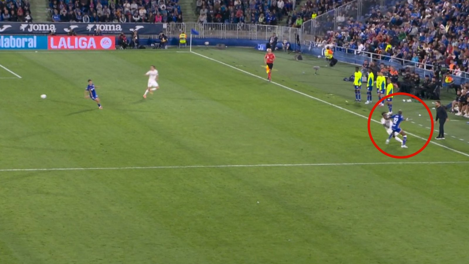 con-esta-obra-de-arte-messi-completo-su-hat-trick