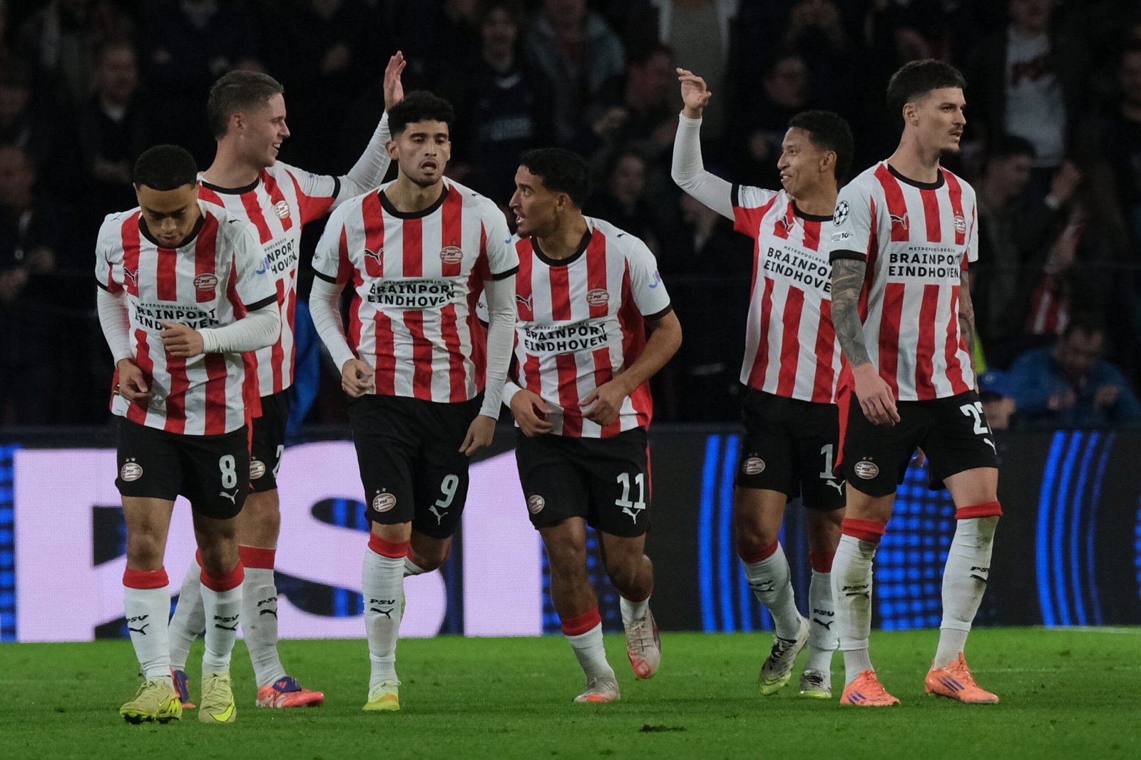 con-esta-obra-de-arte-messi-completo-su-hat-trick