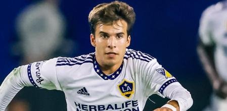 futbol-|-pesadilla-para-riqui-puig:-su-rodilla-lo-obliga-a-pasar-otra-vez-por-el-quirofano